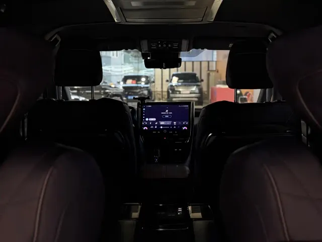 Toyota Vellfire — Фото автомобиля 22