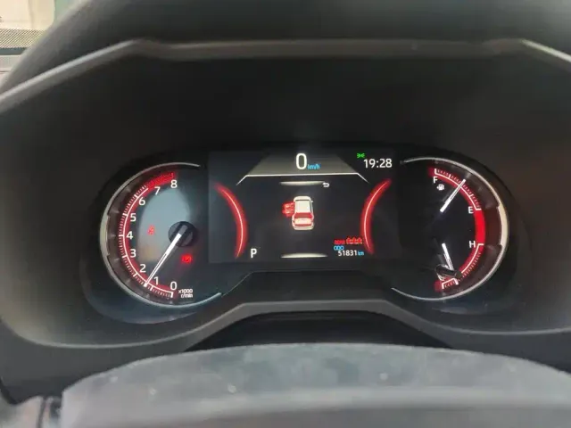 Toyota RAV4 — Фото автомобиля 14