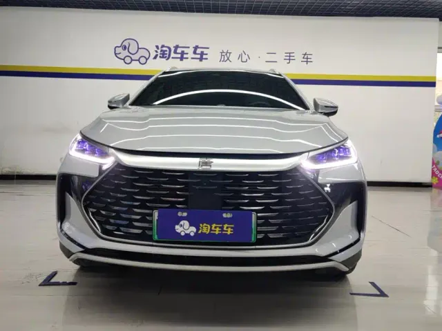 BYD Tang — Фото автомобиля 2