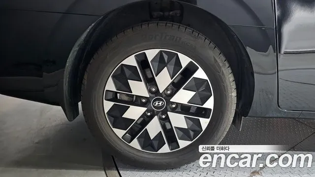Hyundai Staria — Фото автомобиля 5