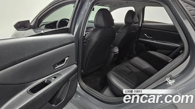 Hyundai AVANTE Новый Avante (CN7) — Фото автомобиля 11