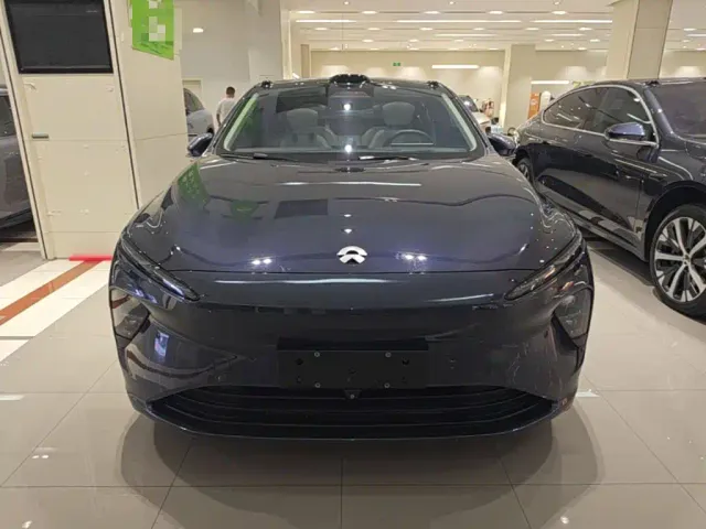 Nio ET7 — Фото автомобиля 2