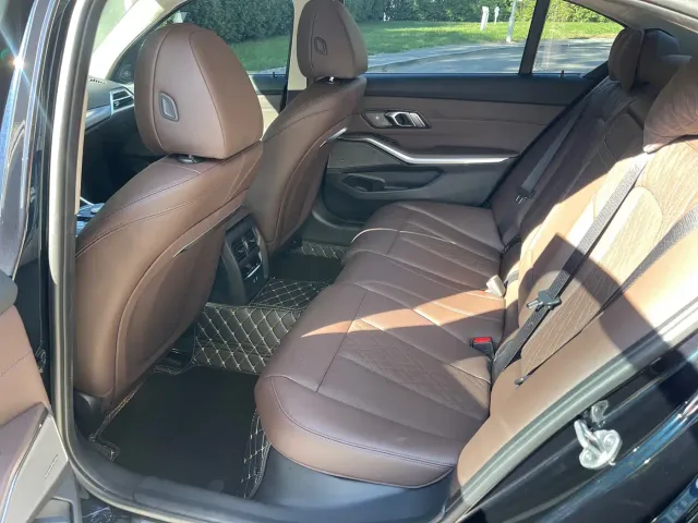 BMW 3 Series — Фото автомобиля 8