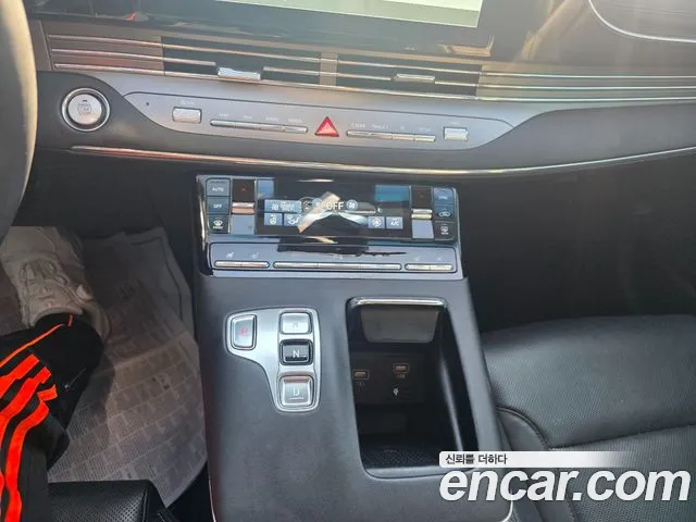 Hyundai Grandeur (New) Hybrid — Фото автомобиля 9