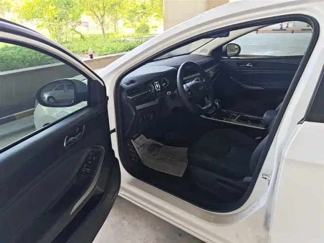 Chery Arrizo 5 — Фото автомобиля 15