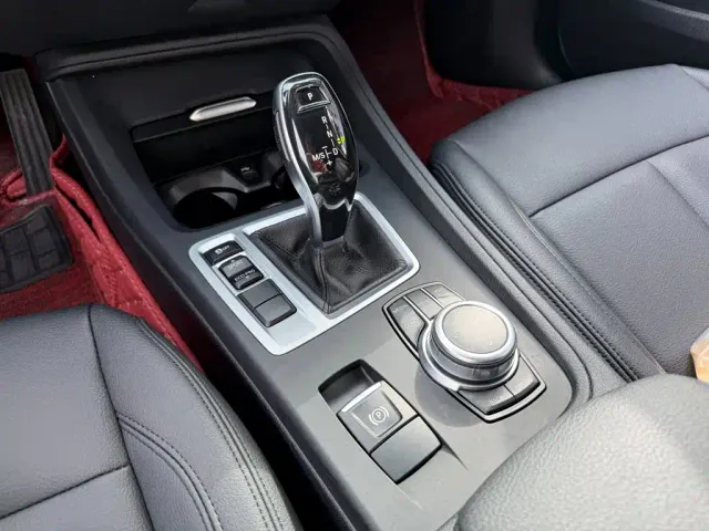 BMW 1 Series — Фото автомобиля 9