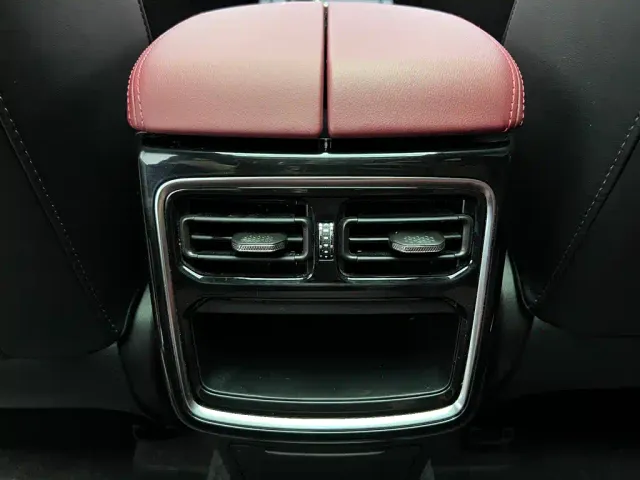 Jetour X70 Plus — Фото автомобиля 16