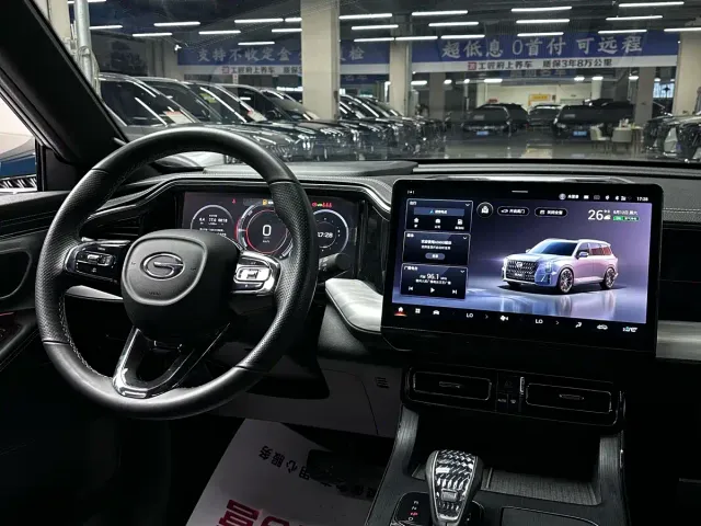 GAC Trumpchi GS8 — Фото автомобиля 24