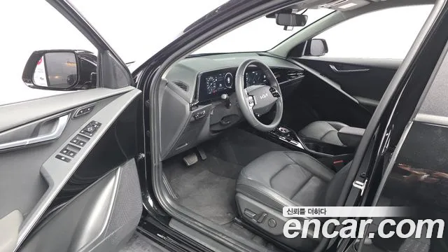 Kia Niro New — Фото автомобиля 10
