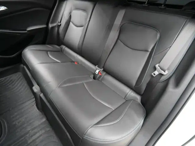 Chevrolet Menlo — Фото автомобиля 13