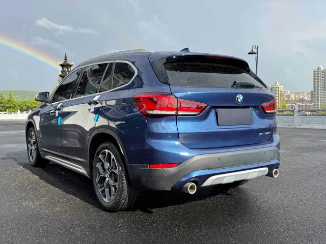 BMW X1 — Фото автомобиля 4