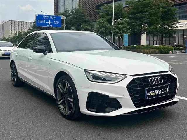 Audi A4L — Фото автомобиля 3