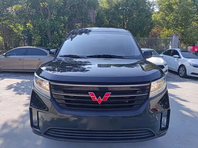 Wuling Zhengcheng — Фото автомобиля 2