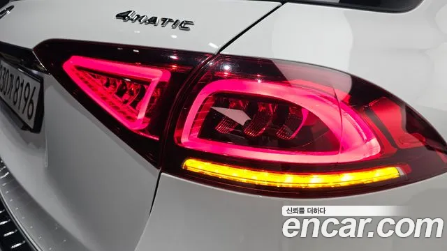 Mercedes-Benz GLE-Class — Фото автомобиля 23