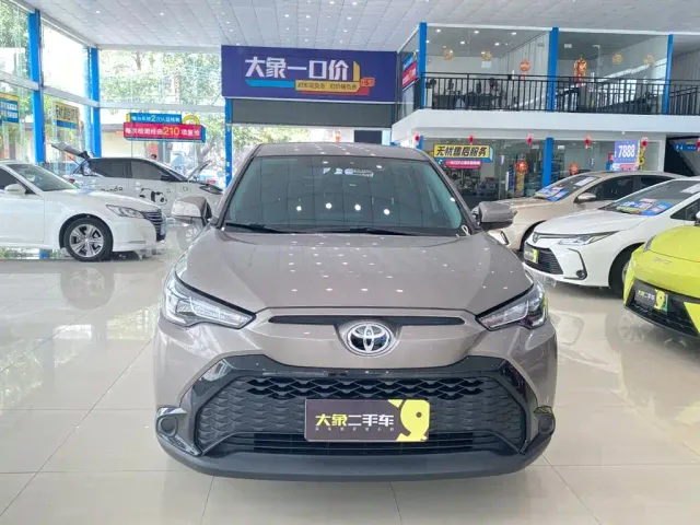 Фотография автомобиля — Toyota Frontlander