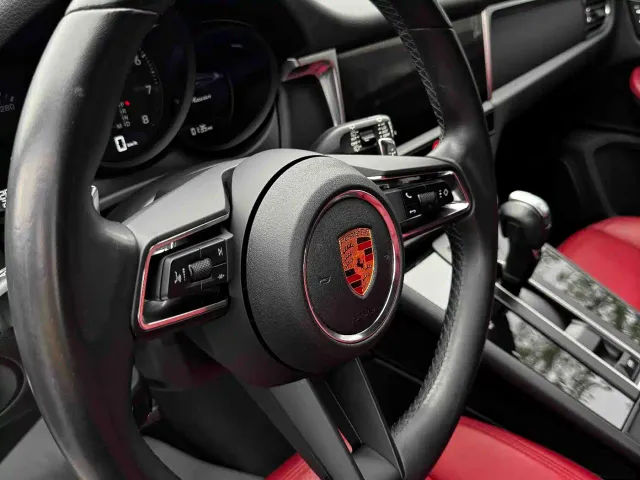 Porsche Macan — Фото автомобиля 8