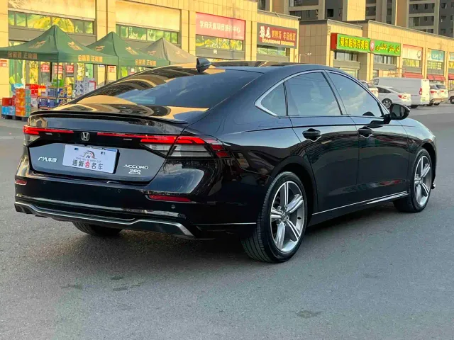 Honda Accord — Фото автомобиля 9