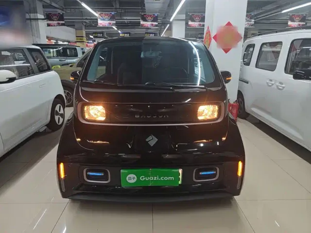 Baojun KiWi EV — Фото автомобиля 2