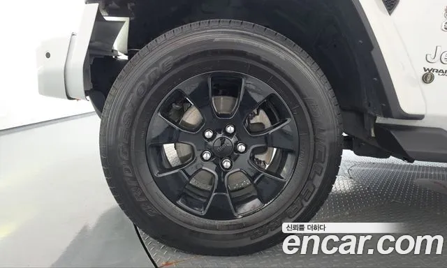 Jeep Wrangler JL — Фото автомобиля 5