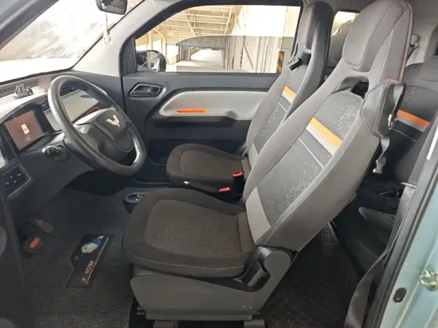 Wuling Hongguang Mini EV — Фото автомобиля 14