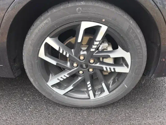 Ford Edge — Фото автомобиля 6