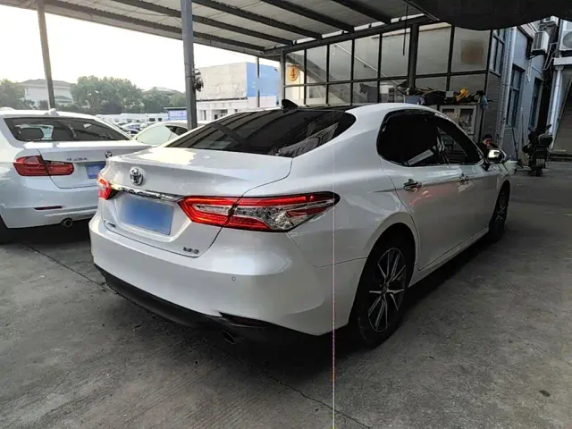 Toyota Camry — Фото автомобиля 6