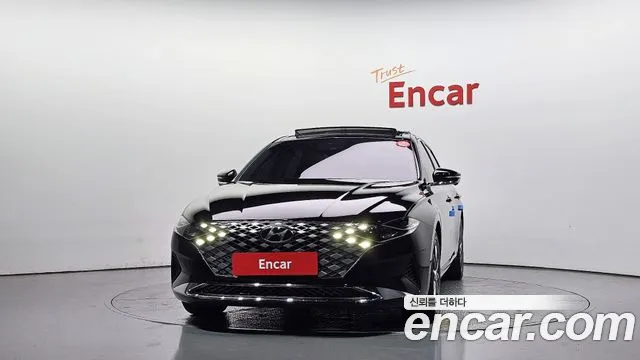 Hyundai Grandeur New — Фото автомобиля 3