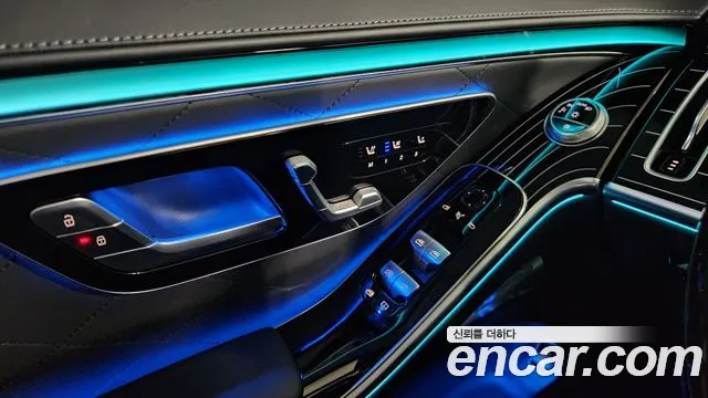Mercedes-Benz S-Class — Фото автомобиля 17