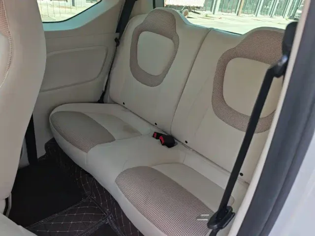Wuling Hongguang Mini EV — Фото автомобиля 16