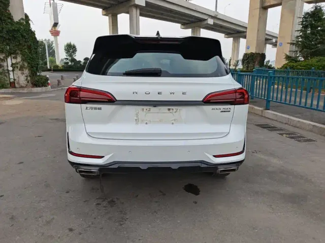 Roewe RX5 Max — Фото автомобиля 5