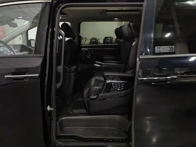 GAC Trumpchi M8 — Фото автомобиля 15