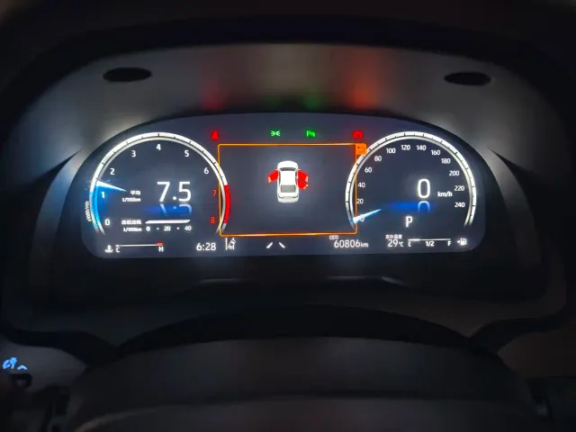 Toyota Camry — Фото автомобиля 18