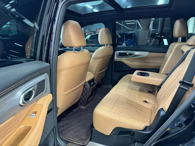 GAC Trumpchi GS8 — Фото автомобиля 5