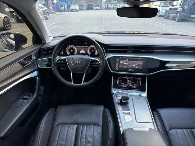 Audi A6L — Фото автомобиля 7