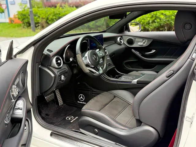 Mercedes-Benz C-Class — Фото автомобиля 7