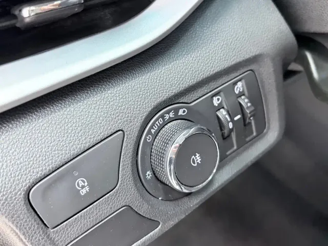 Chevrolet Orlando — Фото автомобиля 10