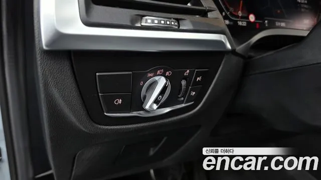 BMW X3 xDrive 20i M Sport — Фото автомобиля 28