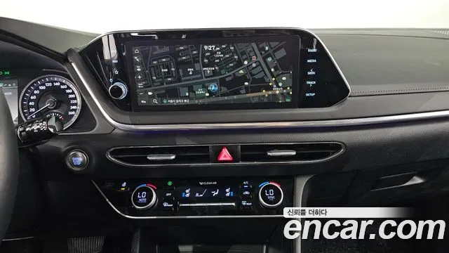 Hyundai Sonata Sonata (DN8) 2.0 LPG(Для проката) — Фото автомобиля 14