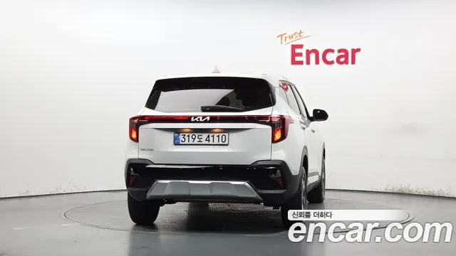 Kia Seltos Бензин 1.6 турбо 2WD — Фото автомобиля 4