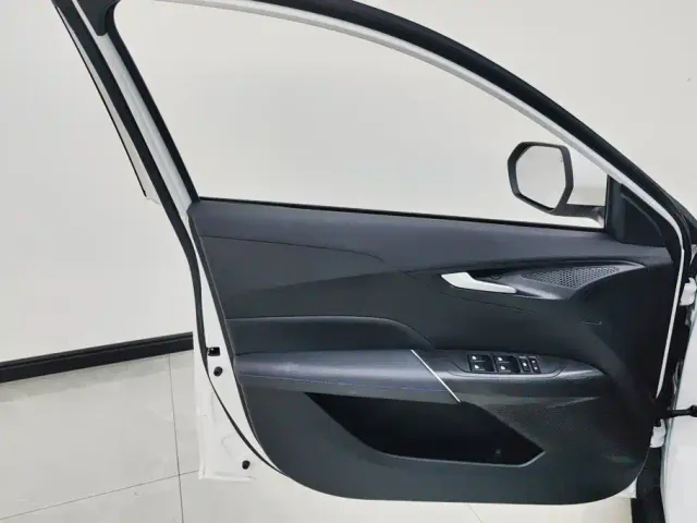 Changan Eado — Фото автомобиля 7