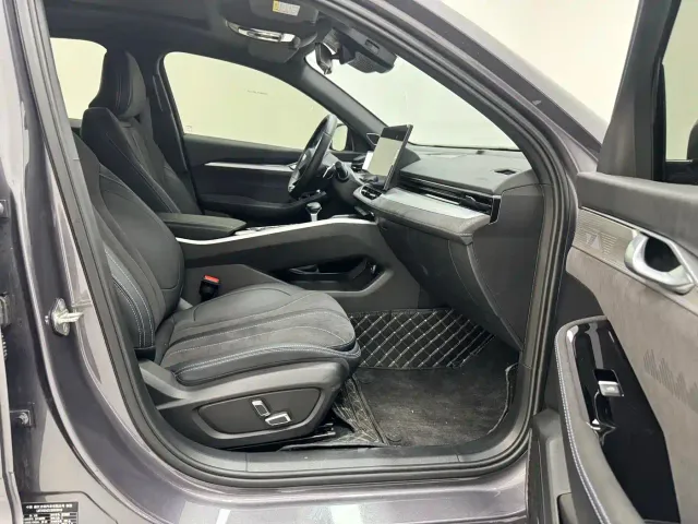 Geely Xingrui — Фото автомобиля 10