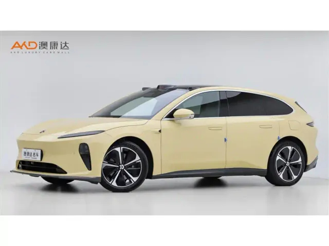 Фотография автомобиля — Nio ET5 Touring