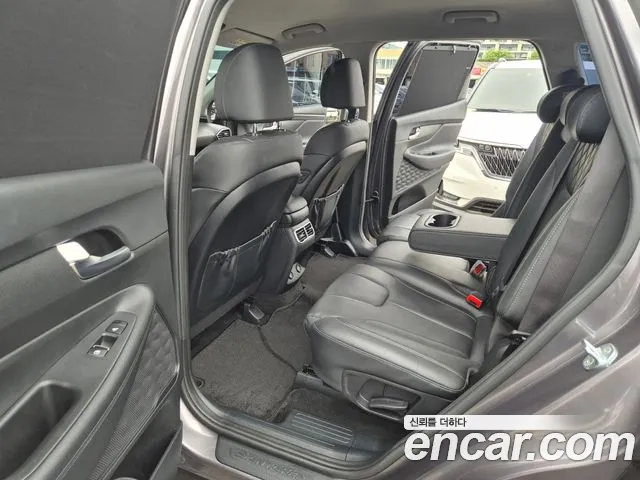 Hyundai Santafe — Фото автомобиля 14