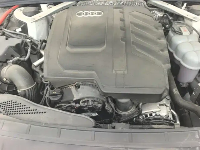 Audi A4L — Фото автомобиля 10
