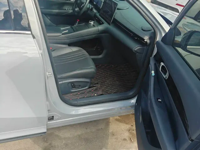 Geely Galaxy E5 — Фото автомобиля 6