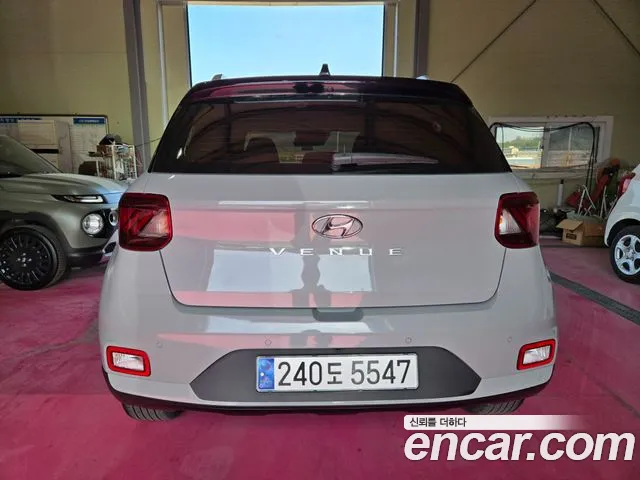 Hyundai Venue — Фото автомобиля 4