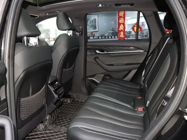 Geely Xingyue L — Фото автомобиля 11