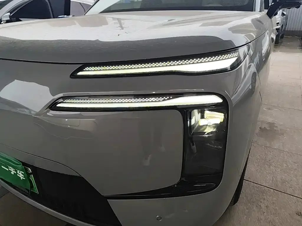 Denza Denza N8L 2025 Standard — Фото автомобиля 17