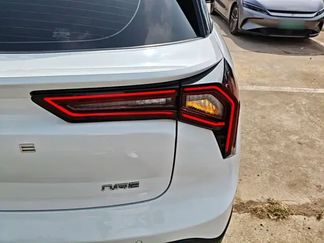 Geely Geometry E Firefly — Фото автомобиля 7