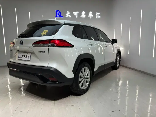 Toyota Frontlander — Фото автомобиля 9